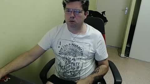 mistercoeur online show from January 8, 8:27 am