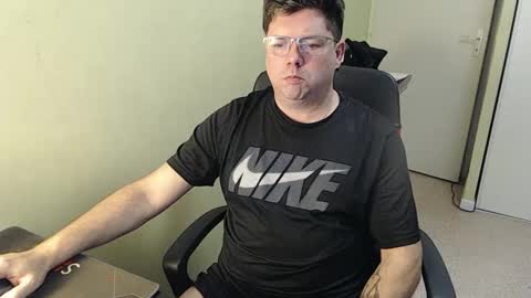 mistercoeur online show from February 1, 4:54 pm