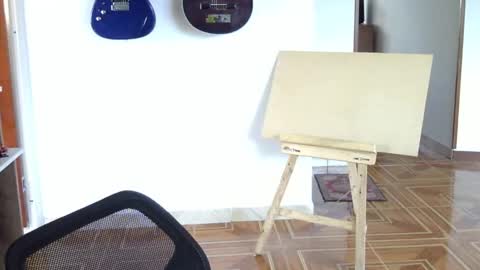     online show from March 2, 3:19 pm