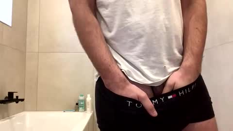 misterxy567 online show from December 19, 1:39 pm