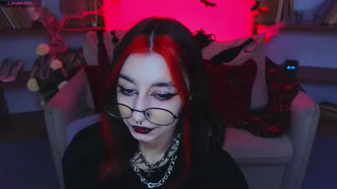 Marcelline online show from October 31, 10:15 am