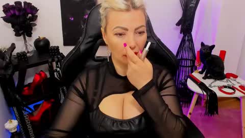 Miss CatSnow online show from February 13, 11:06 am