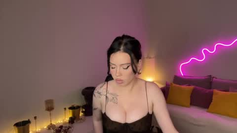 Mia online show from May 25, 7:42 pm