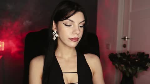 Miss Rochelle online show from October 8, 8:48 pm