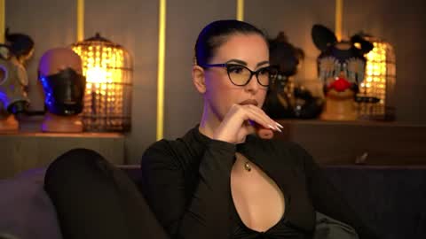 Mistress Kelly online show from May 31, 10:11 pm
