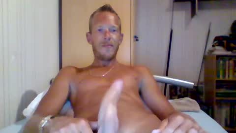 mitta93 online show from June 28, 10:28 pm