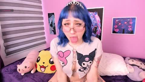  Miwa Violet  online show from February 6, 10:00 pm