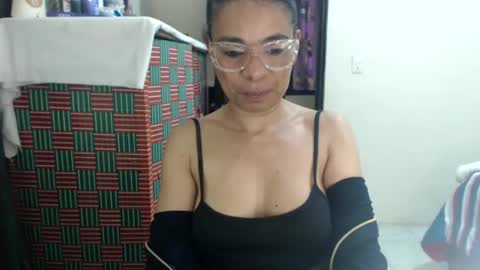 kelly online show from February 28, 11:23 pm