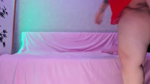 moanakoa online show from October 30, 6:52 pm