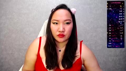 moanakoa online show from January 6, 4:44 pm