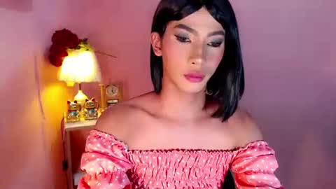 Mocha Locca  online show from February 5, 4:36 pm