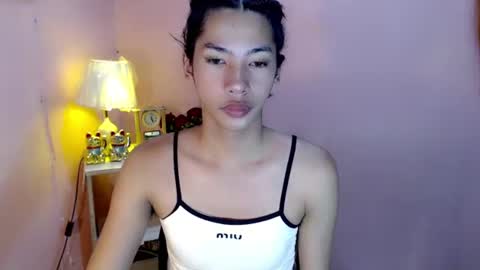 Mocha Locca  online show from February 16, 11:37 pm