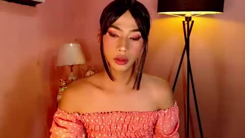 Mocha Locca  online show from January 30, 5:17 pm