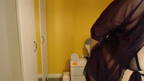 Mockingjay3001 online show from September 20, 3:37 pm