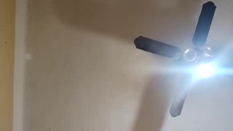 camilo online show from April 7, 10:56 pm