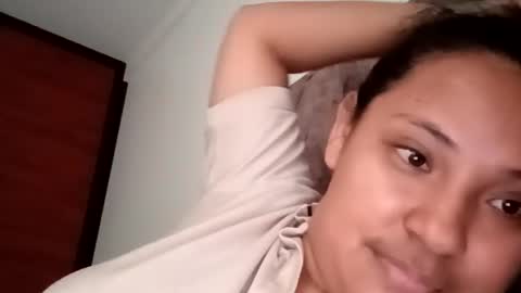 Sarah online show from April 29, 8:24 pm