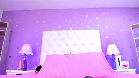 Sophia  online show from October 4, 8:28 pm