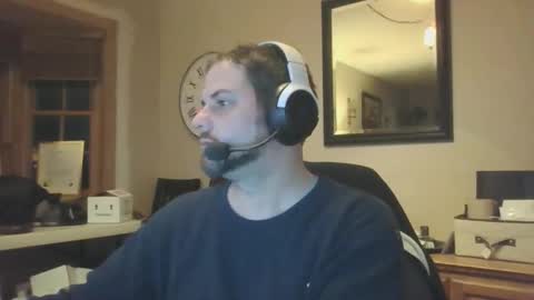 moeschoolnyc online show from December 23, 5:57 am