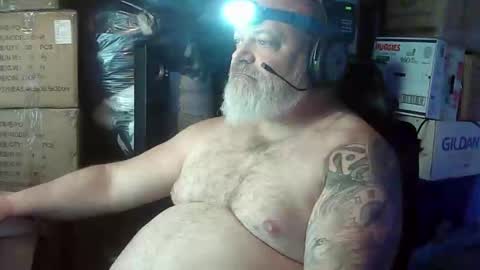 mojoe420 online show from May 27, 5:15 am