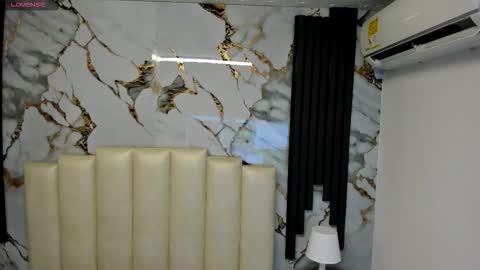 Hey Guys  Im Mollie online show from September 29, 12:15 pm