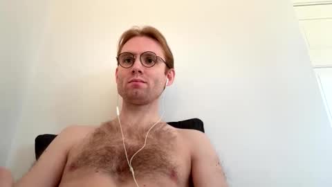 Snapshot of molliter chatting on September 19, 12:42 pm molliter online show from September 19, 12:42 pm