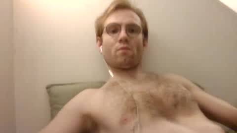 Snapshot of molliter chatting on February 15, 2:26 am molliter online show from February 15, 2:26 am