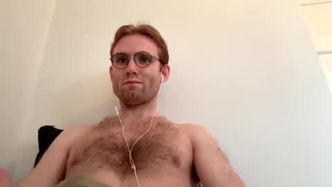 Snapshot of molliter chatting on September 11, 12:06 pm molliter online show from September 11, 12:06 pm