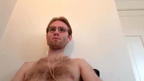 Snapshot of molliter chatting on September 22, 2:32 pm molliter online show from September 22, 2:32 pm