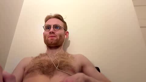 Snapshot of molliter chatting on October 24, 1:39 am molliter online show from October 24, 1:39 am