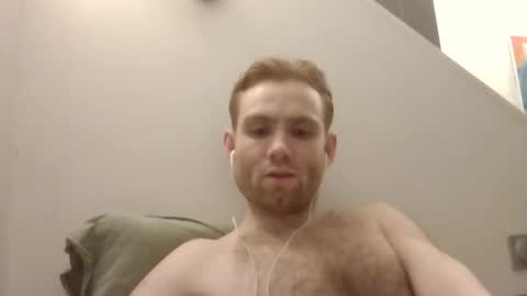 Snapshot of molliter chatting on March 5, 12:59 am molliter online show from March 5, 12:59 am