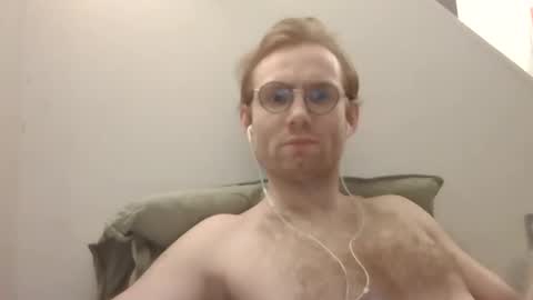 Snapshot of molliter chatting on February 23, 3:35 am molliter online show from February 23, 3:35 am