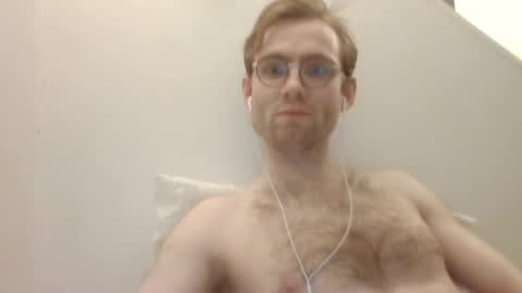 Snapshot of molliter chatting on December 9, 5:19 pm molliter online show from December 9, 5:19 pm