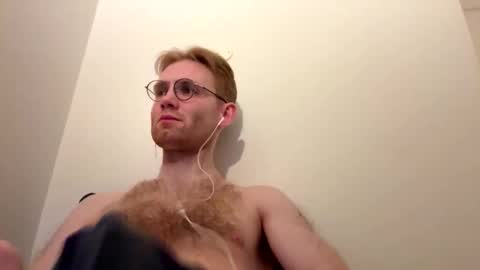 Snapshot of molliter chatting on October 20, 11:32 pm molliter online show from October 20, 11:32 pm