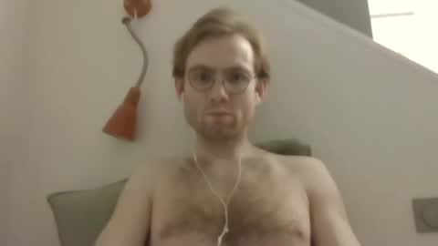 Snapshot of molliter chatting on February 7, 12:42 am molliter online show from February 7, 12:42 am