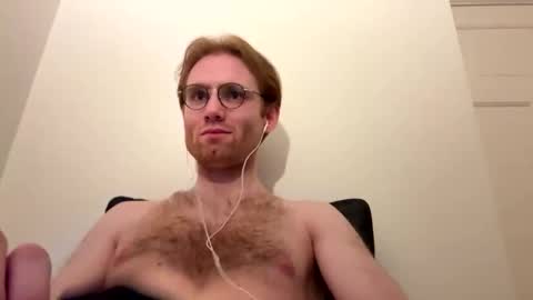 Snapshot of molliter chatting on October 12, 11:17 pm molliter online show from October 12, 11:17 pm