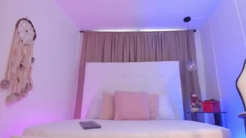      online show from November 10, 2:09 pm