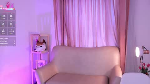   MOLLY   online show from November 26, 3:53 pm