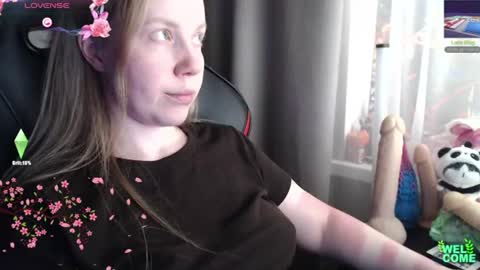 I have new photos come and see with love Molly online show from June 15, 7:00 am