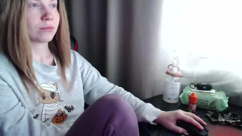 I have new photos come and see with love Molly online show from October 11, 10:42 am