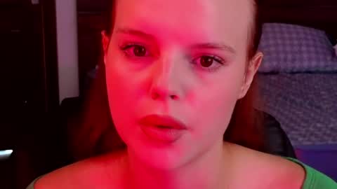 Molly online show from June 8, 2:12 am