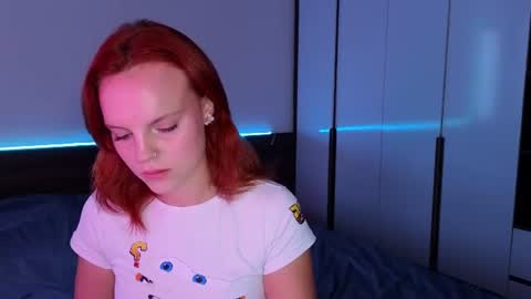 Molly online show from July 18, 2:35 am