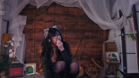 mollychan online show from November 14, 5:26 pm