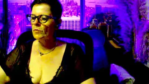 MollySun Nina Randmann online show from June 30, 5:12 pm