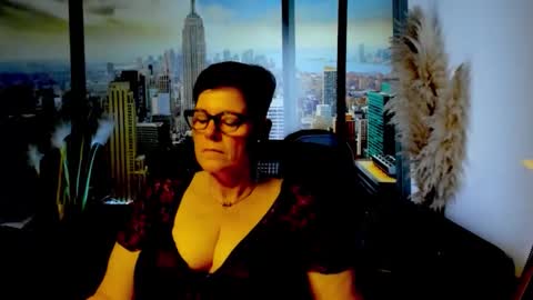 MollySun Nina Randmann online show from November 18, 8:23 pm