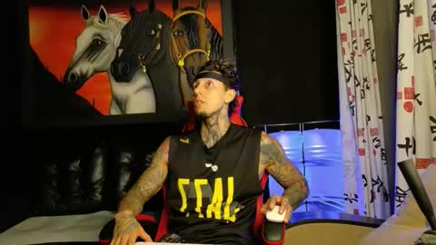 Molotov online show from November 25, 3:27 am