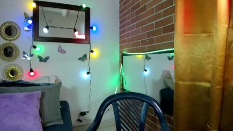 Maja online show from February 22, 5:35 pm