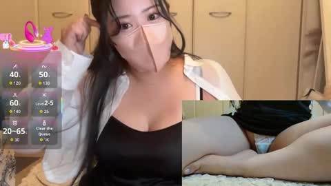 momo___0717 online show from September 10, 12:28 pm