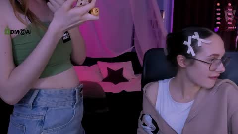 Mona  online show from April 21, 2:51 am