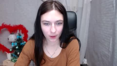 monakali online show from December 17, 7:28 am