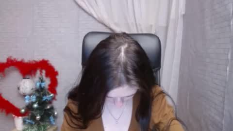 monakali online show from January 14, 7:06 am